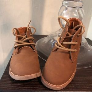 Boy sleek lace up shoes